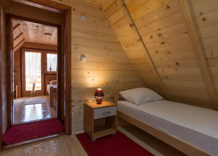 Brvnara Planinski Raj