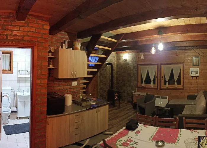 Brvnara Planinski Raj باغينا باستا